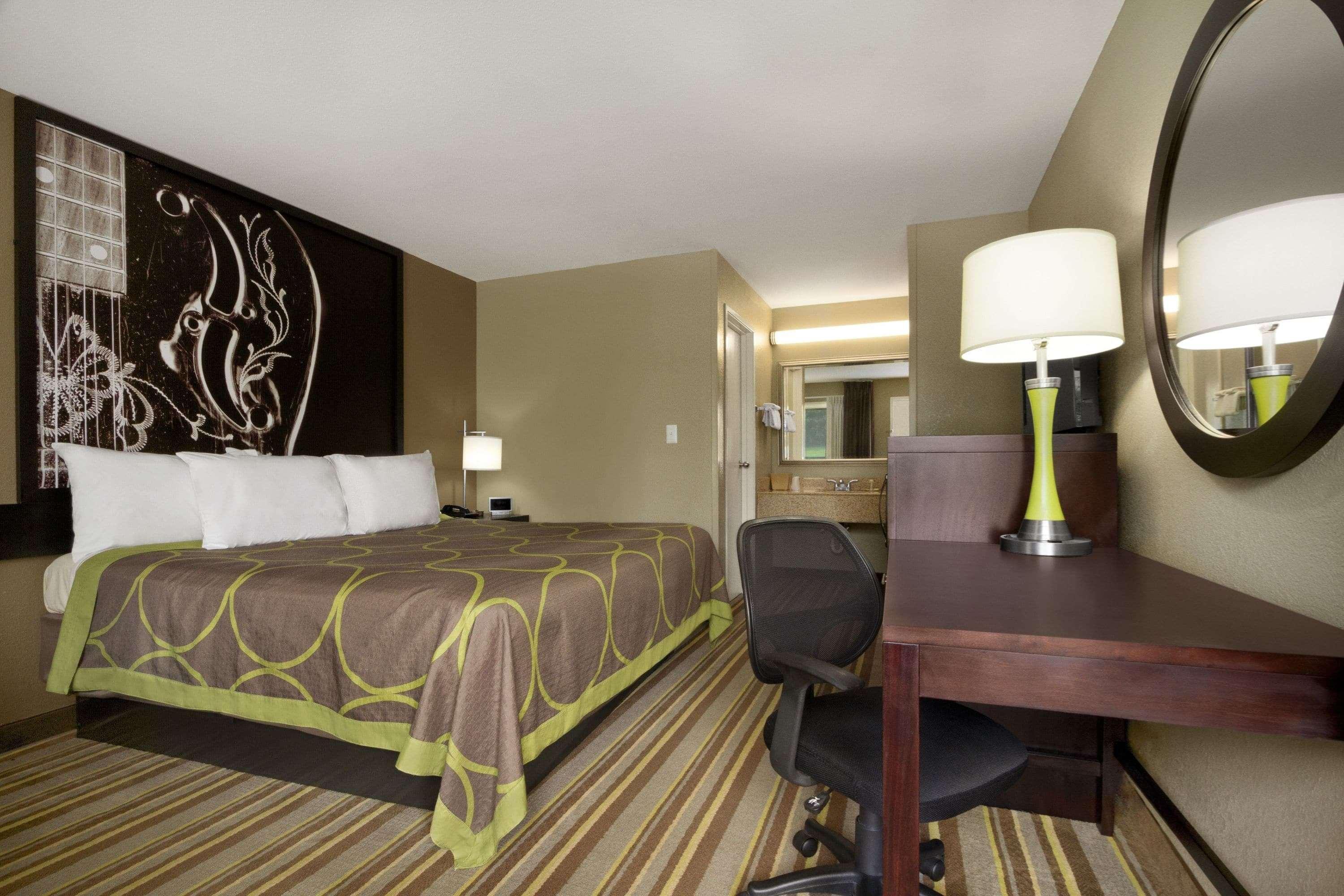 Super 8 By Wyndham-Tupelo Airport Μοτέλ Εξωτερικό φωτογραφία