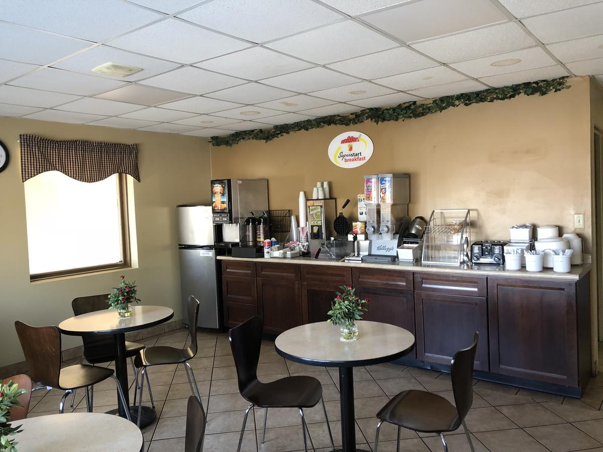 Super 8 By Wyndham-Tupelo Airport Μοτέλ Εξωτερικό φωτογραφία